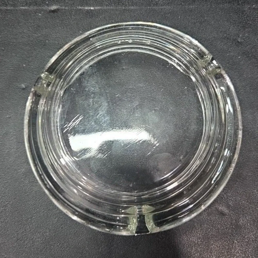 Classic Round Ashtray, 3‎ Notch Design, Thick Clear Glass, Smoking Accessory